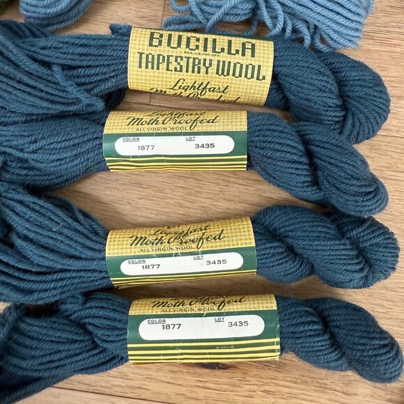 Bucilla VTG Tapestry Wool Yarn LOT BUNDLE 40 YDS 011 070 1877 2012 2033 2034 NEW - Picture 7 of 8
